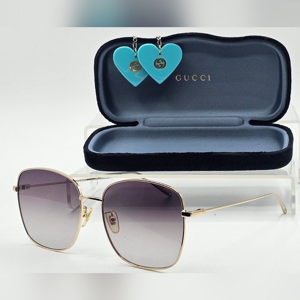 Gucci GG1030SK-003-60 Gold Sunglasses With earring accessories - Picture 7 of 16